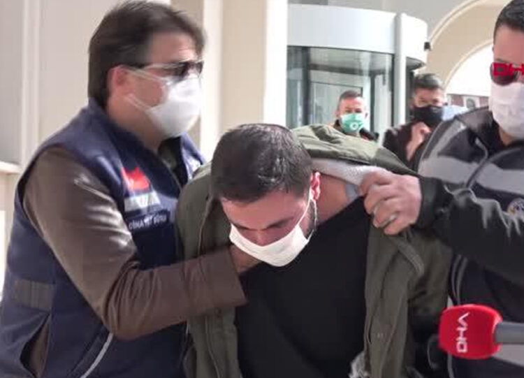 10 yaşındaki oğlunu boğarak öldüren baba, cezaevinde intihar etti