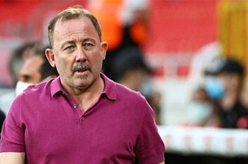 Sergen Yalçın’dan Beşiktaşlıları üzen haber