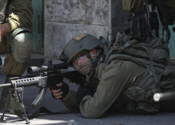 İsrail, Filistinli çocuğu vurdu