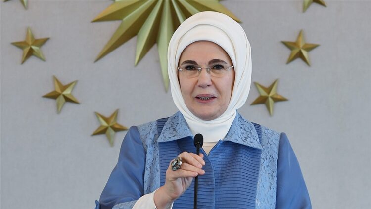 Yoksulluğa Emine Erdoğan formülü: Az yiyin