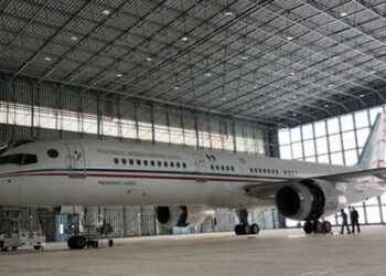 ‘Halk fakirken yöneticiler zengin olamaz’ dedi, başkanlık uçağını sattı