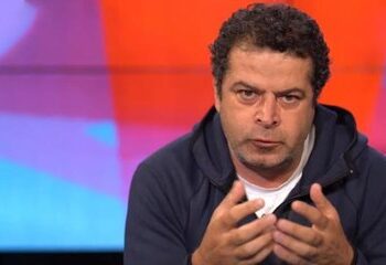 Cüneyt Özdemir sanatçılardan özür diledi