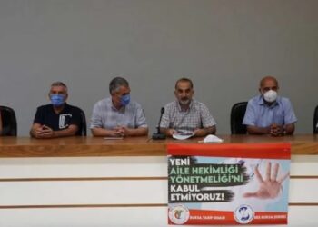 Sağlıkçılar tepkili: Adeta yasak ve ceza yönetmeliği oluşturuldu