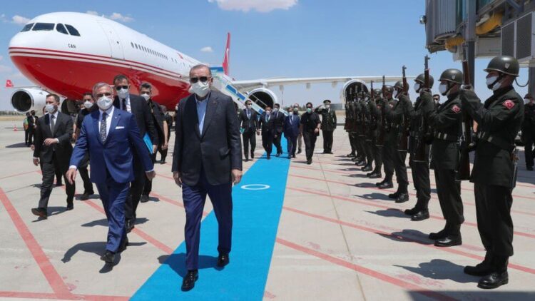 Erdoğan erken seçime mi hazırlanıyor?