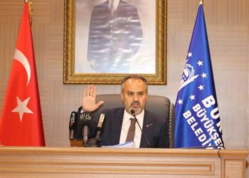 Bursa’da stadyum krizi: AKP’li belediye başkanı istifaya çağrıldı