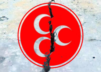 MHP’den üst üste istifalar