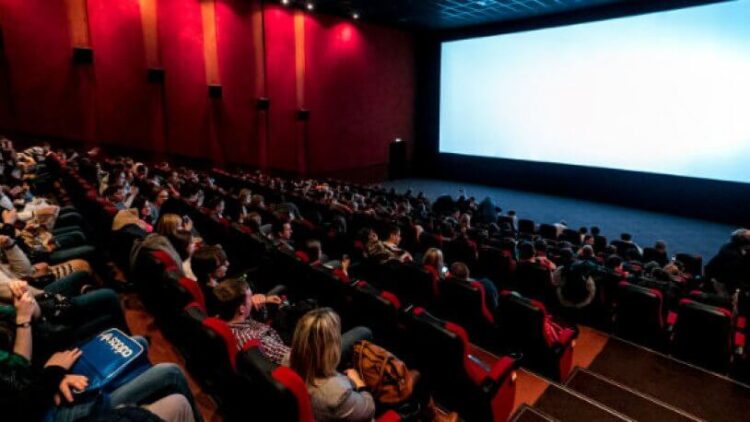 Sinema biletlerinde ‘sıfır vergi’nin süresi uzatıldı