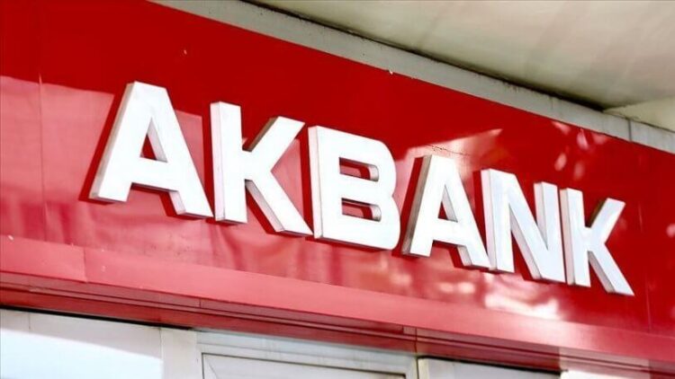 Teknoloji ve mükemmellik ödülü alan Akbank’ta sistem çöktü mü?