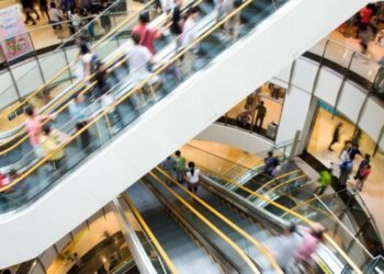 AVM’lerdeki esaret! İşte köle düzeninin çarpıcı ayrıntıları