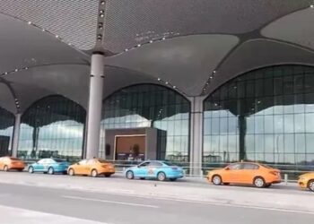 İBB, 150 havalimanı taksisinin çalışma ruhsatını iptal etti