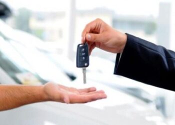 Fiyatlar düşecek mi? İkinci el araba alacaklar dikkat!