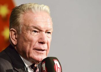 ‘Uçak’ tartışmasına Uğur Dündar da katıldı