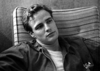Baro seçimlerinde Marlon Brando’ya oy çıktı