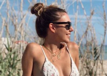 ‘Göğüslerin küçük’ yorumlarına olay yanıt