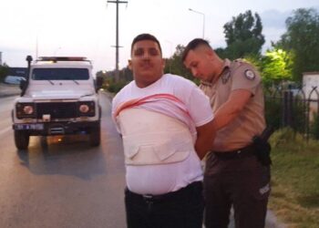 Polisten kaçarken çelik yelekle yakalandı: Hasımlarım var