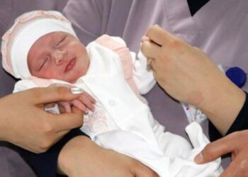 Bebeğini hastanede bırakıp kaçtı