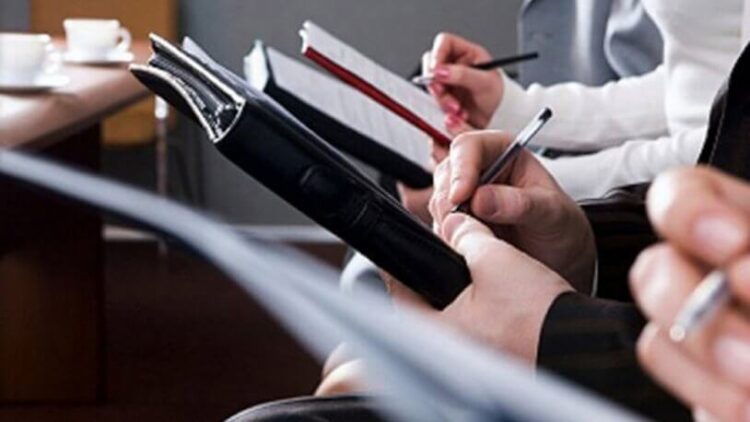 Vali tüm ihalelere ‘acil iş’ demiş, katılacak herkesi kendi seçmiş