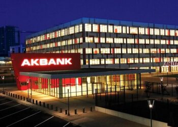 Sistemi çöken Akbank’a ilişkin flaş iddia: ’20 milyon kullanıcısının verileri çalındı’
