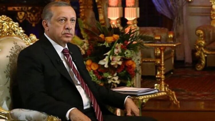 Erdoğan’ın saray sevdası akıllara o ismi getirdi: Rahmetli elimizden çok çekti…