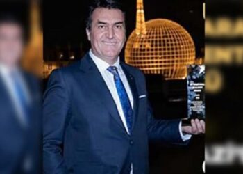 AKP’li başkanın ‘sahte ödül’ için harcadığı para dudak uçuklattı