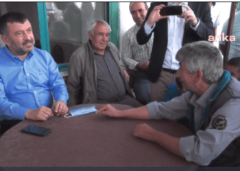 CHP’li Ağbaba ile çiftçinin diyaloğu herkesi kahkahaya boğdu