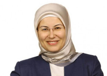 AKP’den aday olan avukatın eşi, sınavsız müdür oldu