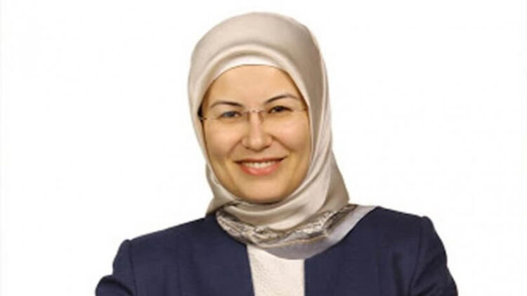 AKP’den aday olan avukatın eşi, sınavsız müdür oldu