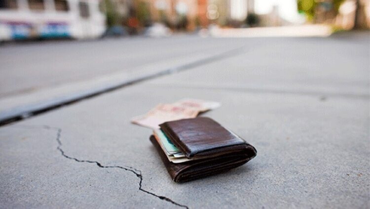 Cüzdan düşürüp ‘dürüstlük’ ölçtüler: Türkiye’nin sonucu şoke etti