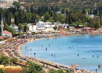 Borcu olmayan yok! Turizm kenti felakete sürüklendi