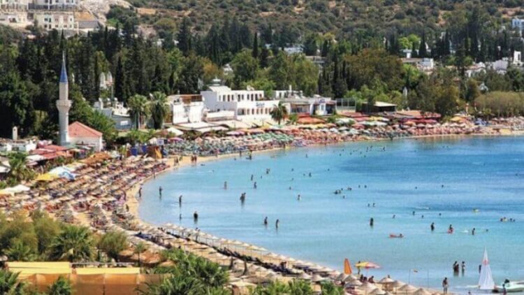 Borcu olmayan yok! Turizm kenti felakete sürüklendi