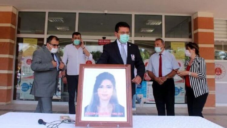 Evinin banyosunda asılı halde bulunan avukat Gizem Saraçoğlu not bırakmış