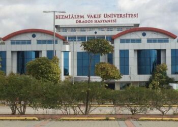 ”Bezmi Alem Üniversitesi’nden büyük saygısızlık” notuyla paylaştı