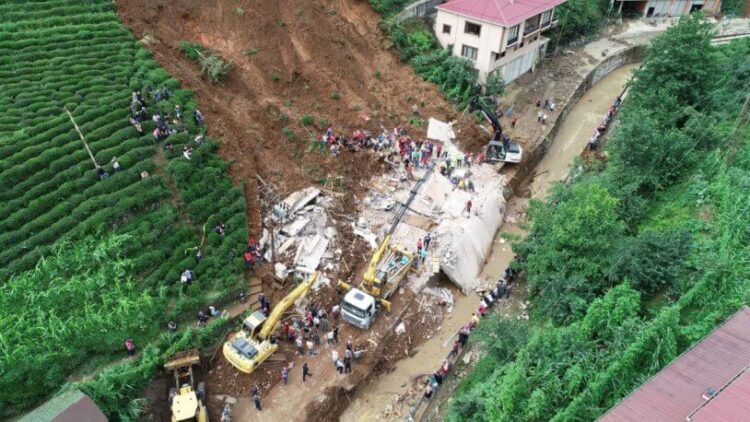 Rize’de felaket: Lüks otelde açıklanan Karadeniz Eylem Planı rafta kaldı
