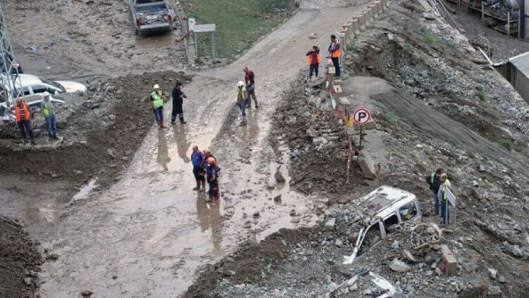 Artvin’de felaket ‘geliyorum’ demiş: ‘Belediyemiz önlem için çalıştı ama…’