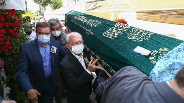 Kılıçdaroğlu, Nermin Güneş’in cenaze törenine katıldı