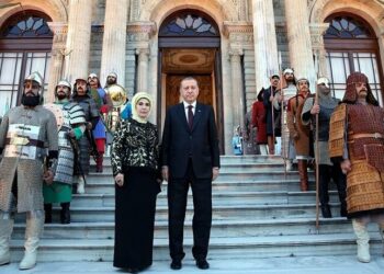 Murat Muratoğlu’ndan ‘IBANoğulları devleti’