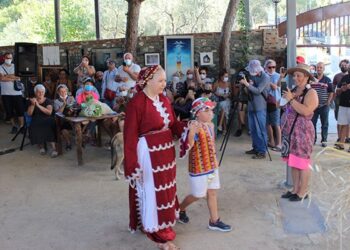 81 sanatçının eseri Kazdağları’nda sergilendi