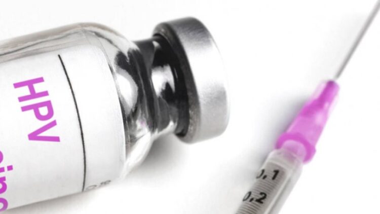 HPV aşısı için imza kampanyası başlatıldı