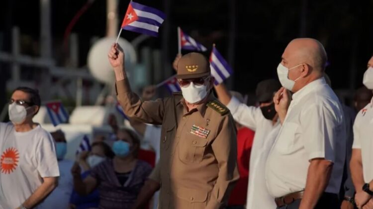 Küba’da Castro’nun katılımıyla ABD ambargosuna karşı miting