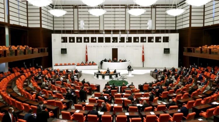 Meclis’e 21 yeni fezleke gönderildi