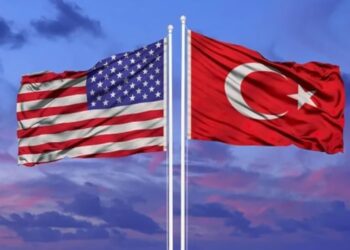 Biden Türkiye Büyükelçiliği için Jeff Flake’i aday gösterdi