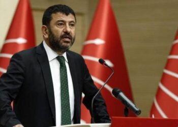 CHP’li Veli Ağbaba: Pergoleci’nin ekibini TRT’ye yerleştirmişler