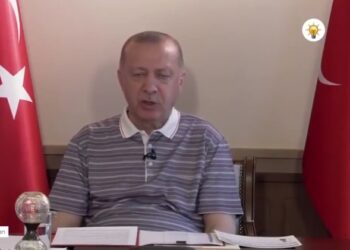 Erdoğan bayramlaşma mesajında böyle uyuyakaldı
