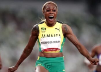 Elaine Thompson-Herah 100 metrede olimpiyat rekoru kırdı