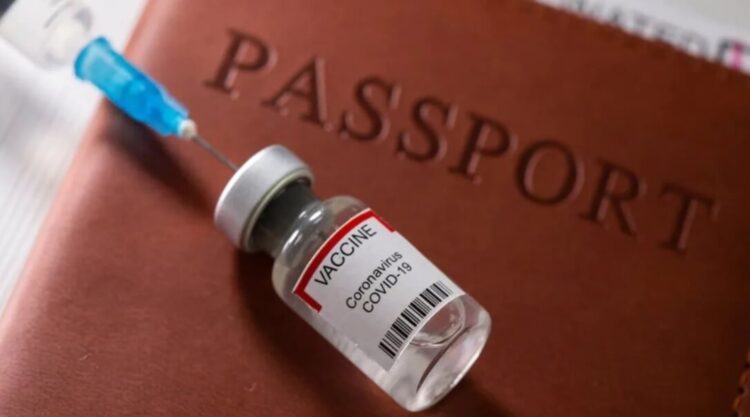 Covid aşısı hangi ülkelerde hangi koşullarda zorunlu?