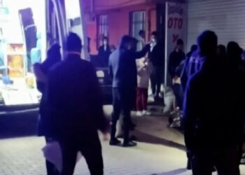 Hakkında uzaklaştırma kararı aldırdığı erkek tarafından öldürüldü