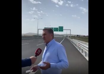 Mustafa Sarıgül Beyaz Tv muhabiri ile tartıştı