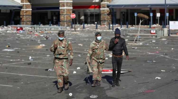 Güney Afrika’daki protestolarda ölü sayısı 45’e çıktı
