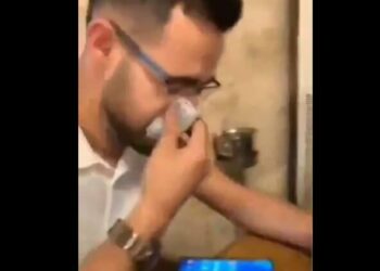 Arap turistlerden skandal hareket! Türk lirasıyla dalga geçtiler