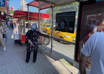 Beşiktaş’ta ters otobüs durağı: ‘Anlamsız, mantıksız, garip’